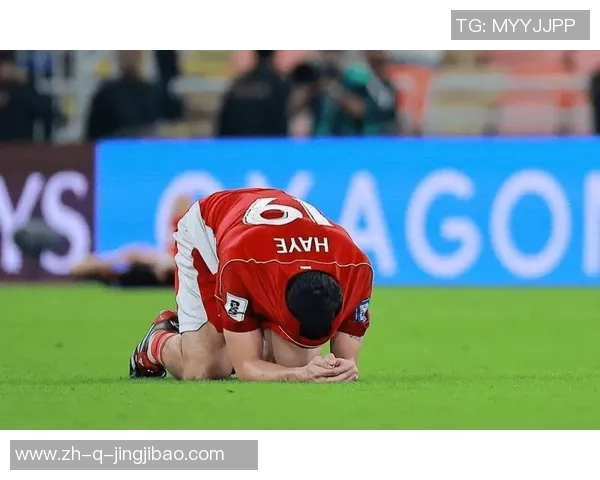 足球巨星泪洒赛场背后原因揭秘无数粉丝心碎难以承受的情感瞬间